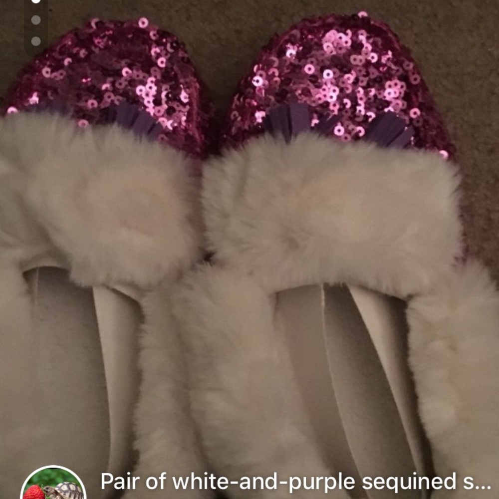 Slippers. Purple and pink sequins